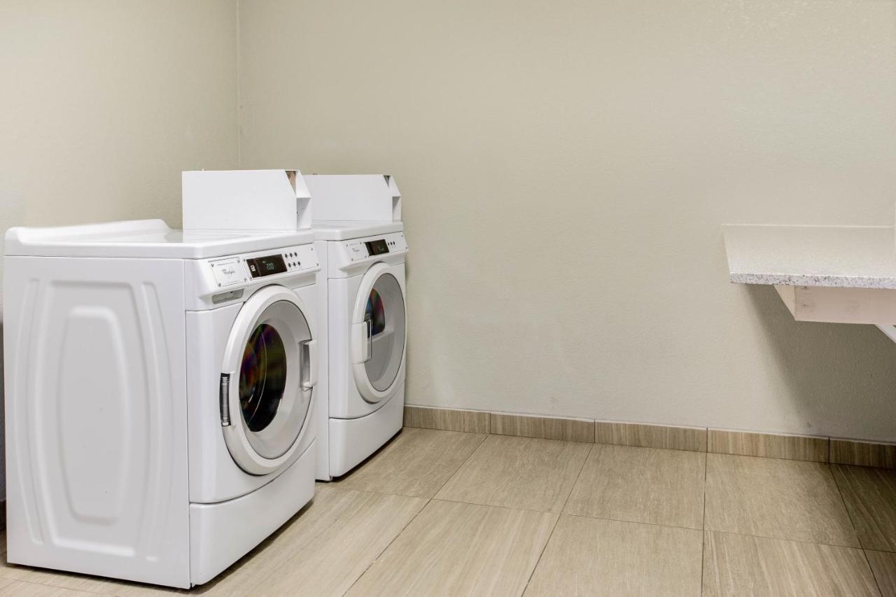 La Quinta Inn & Suites By Wyndham Northlake Ft. Worth Elizabethtown Esterno foto