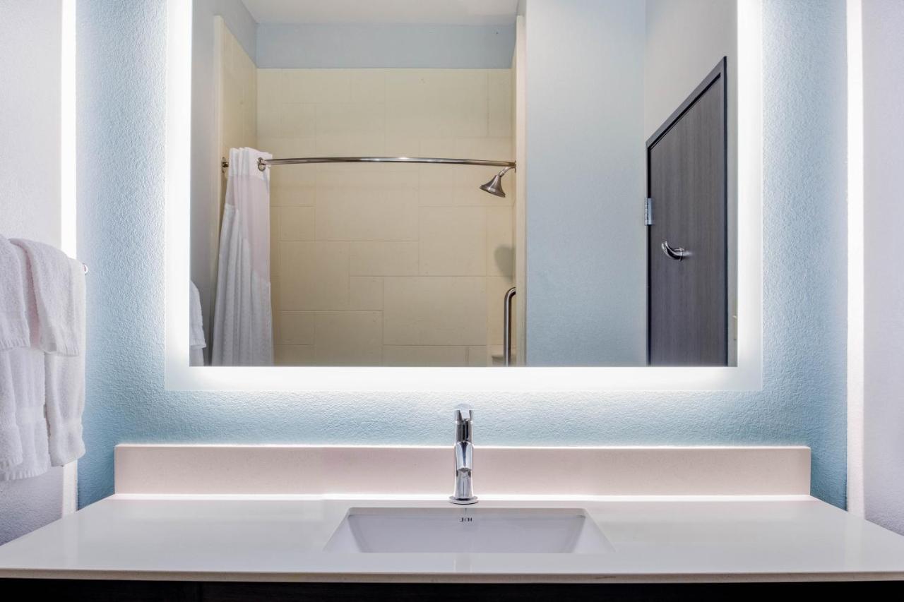 La Quinta Inn & Suites By Wyndham Northlake Ft. Worth Elizabethtown Esterno foto