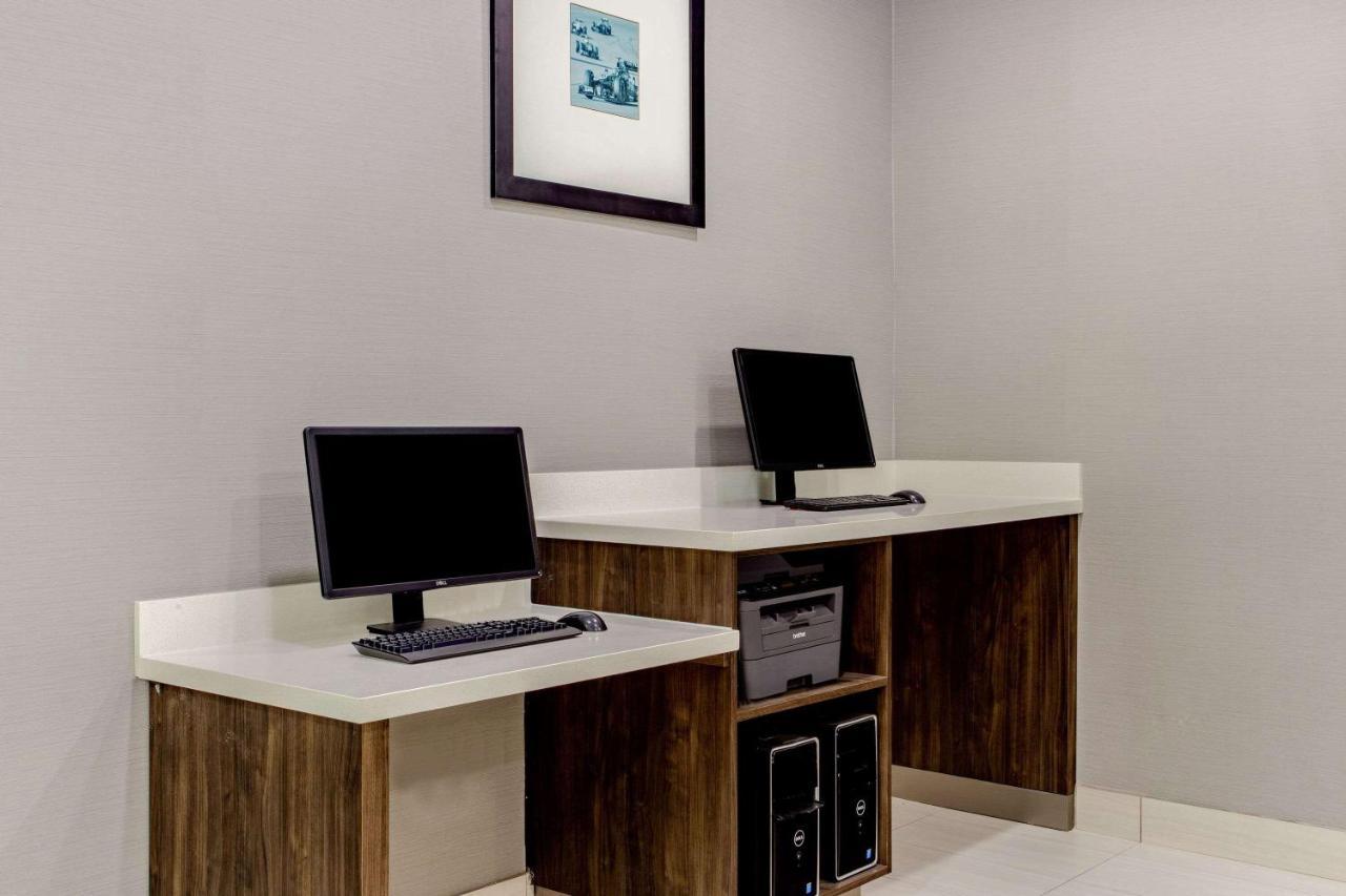 La Quinta Inn & Suites By Wyndham Northlake Ft. Worth Elizabethtown Esterno foto