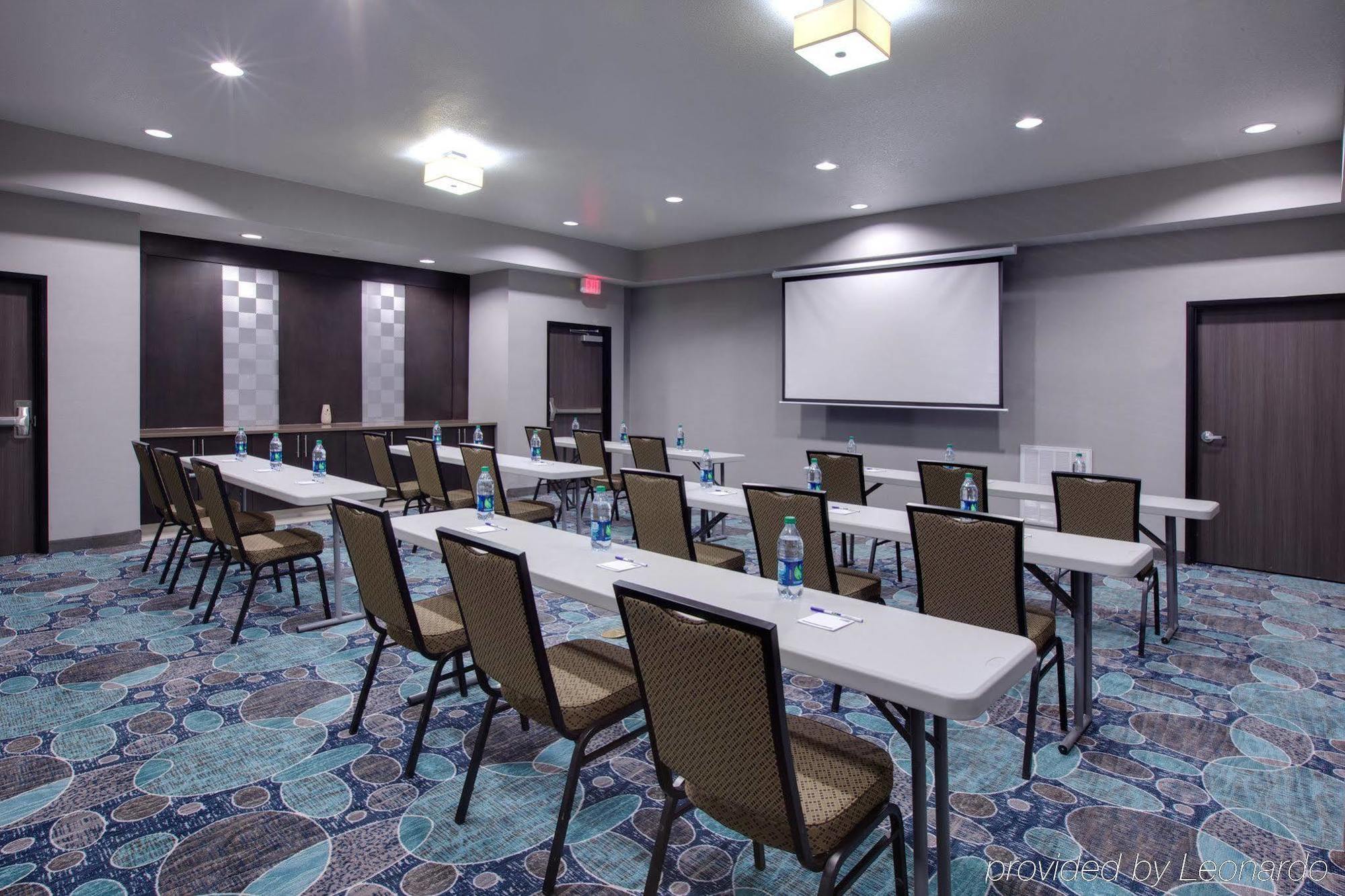 La Quinta Inn & Suites By Wyndham Northlake Ft. Worth Elizabethtown Esterno foto